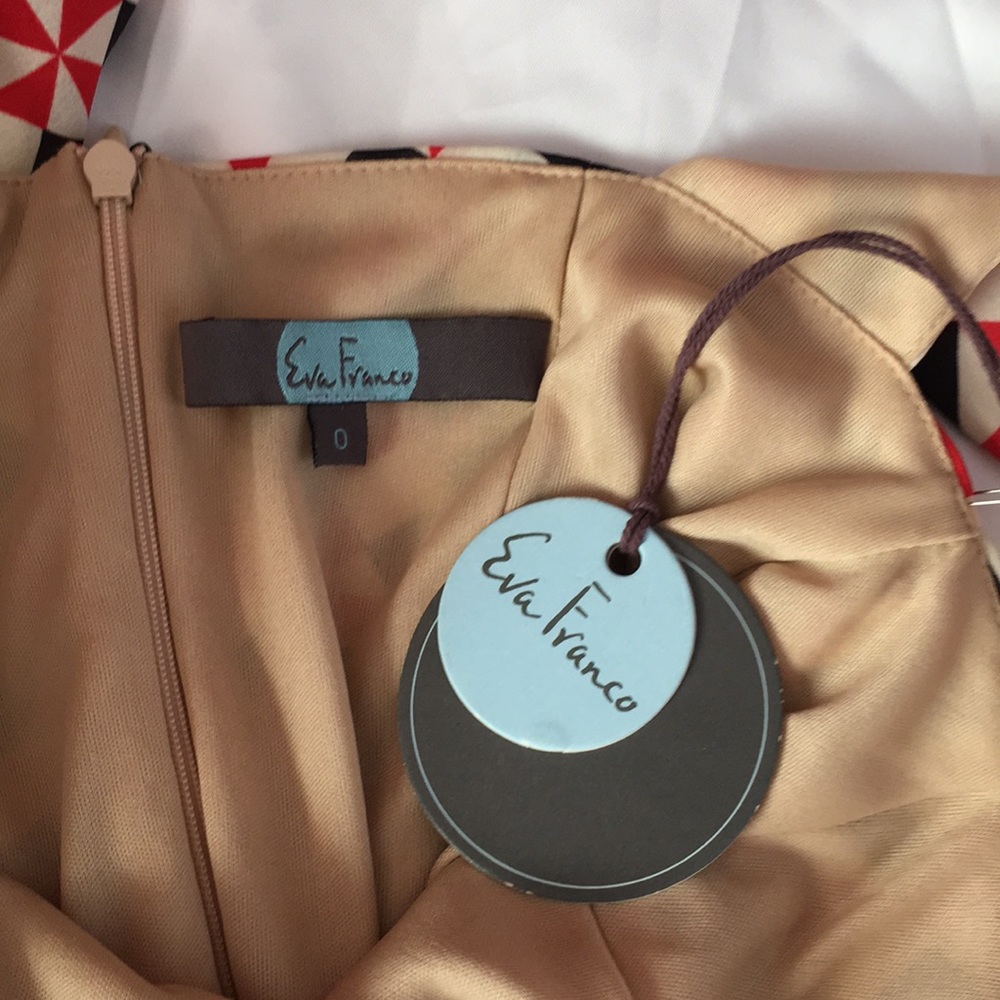 Eva Franco Jenna dress cream black red geometric - Picture 4 of 6